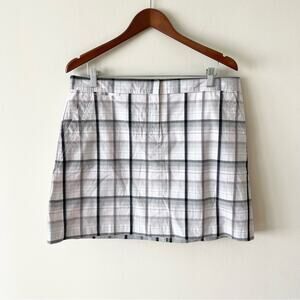 Izod Golf Skort Athletic Skirt Plaid Woman size 14 white gray